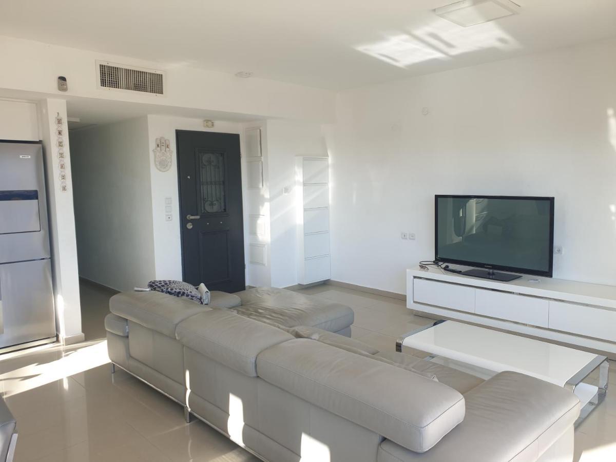 Top-Luxury Exclusive Аpt With Jacuzzi In Front Of The Sea Eilat Ngoại thất bức ảnh