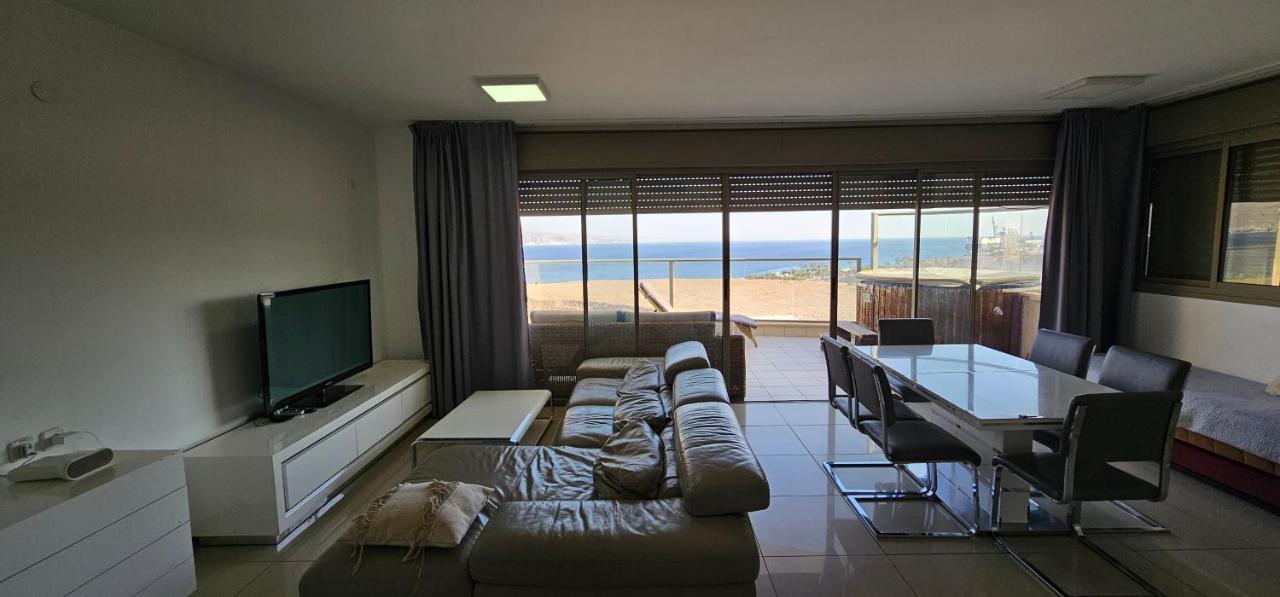 Top-Luxury Exclusive Аpt With Jacuzzi In Front Of The Sea Eilat Ngoại thất bức ảnh