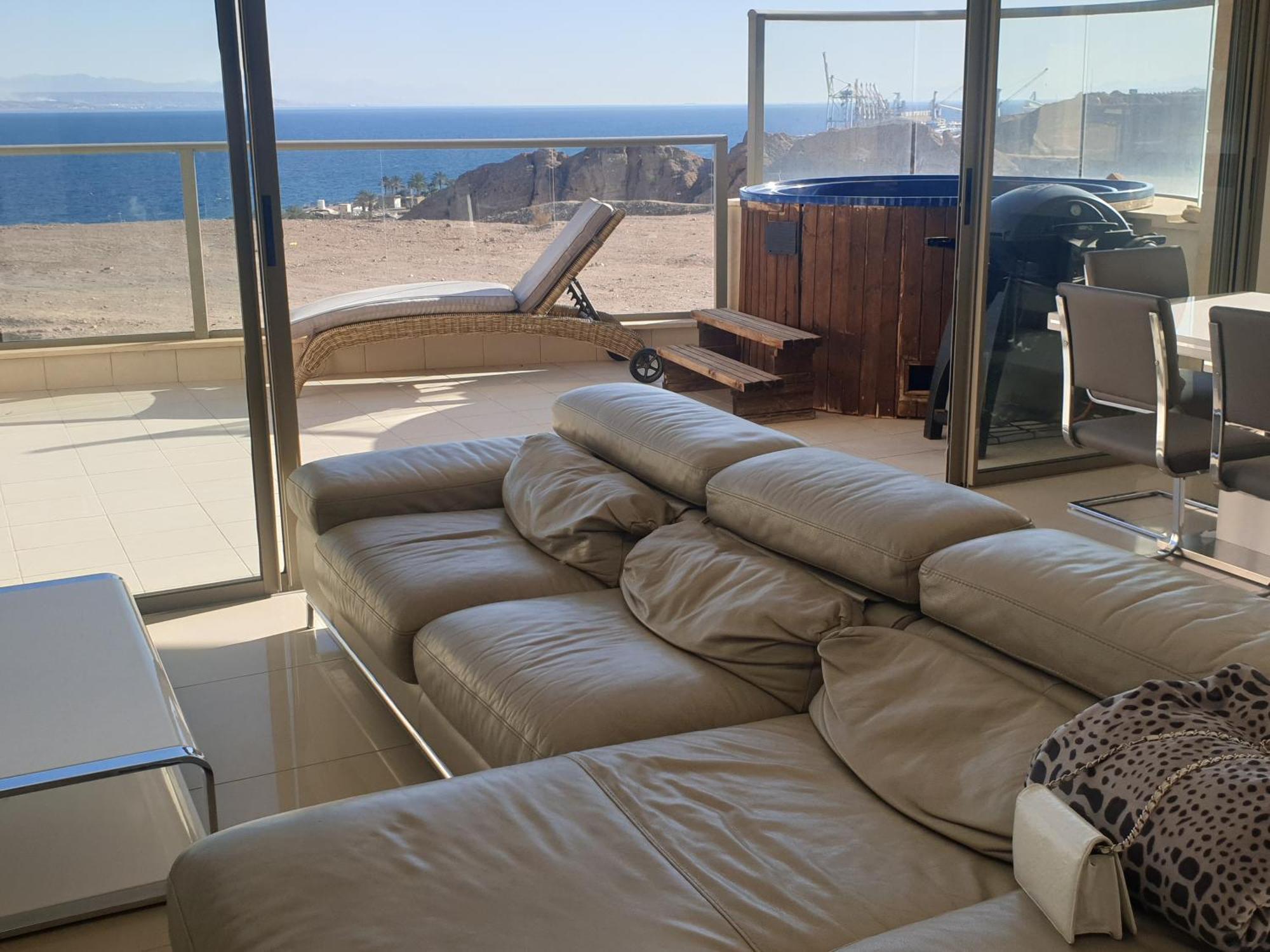 Top-Luxury Exclusive Аpt With Jacuzzi In Front Of The Sea Eilat Ngoại thất bức ảnh