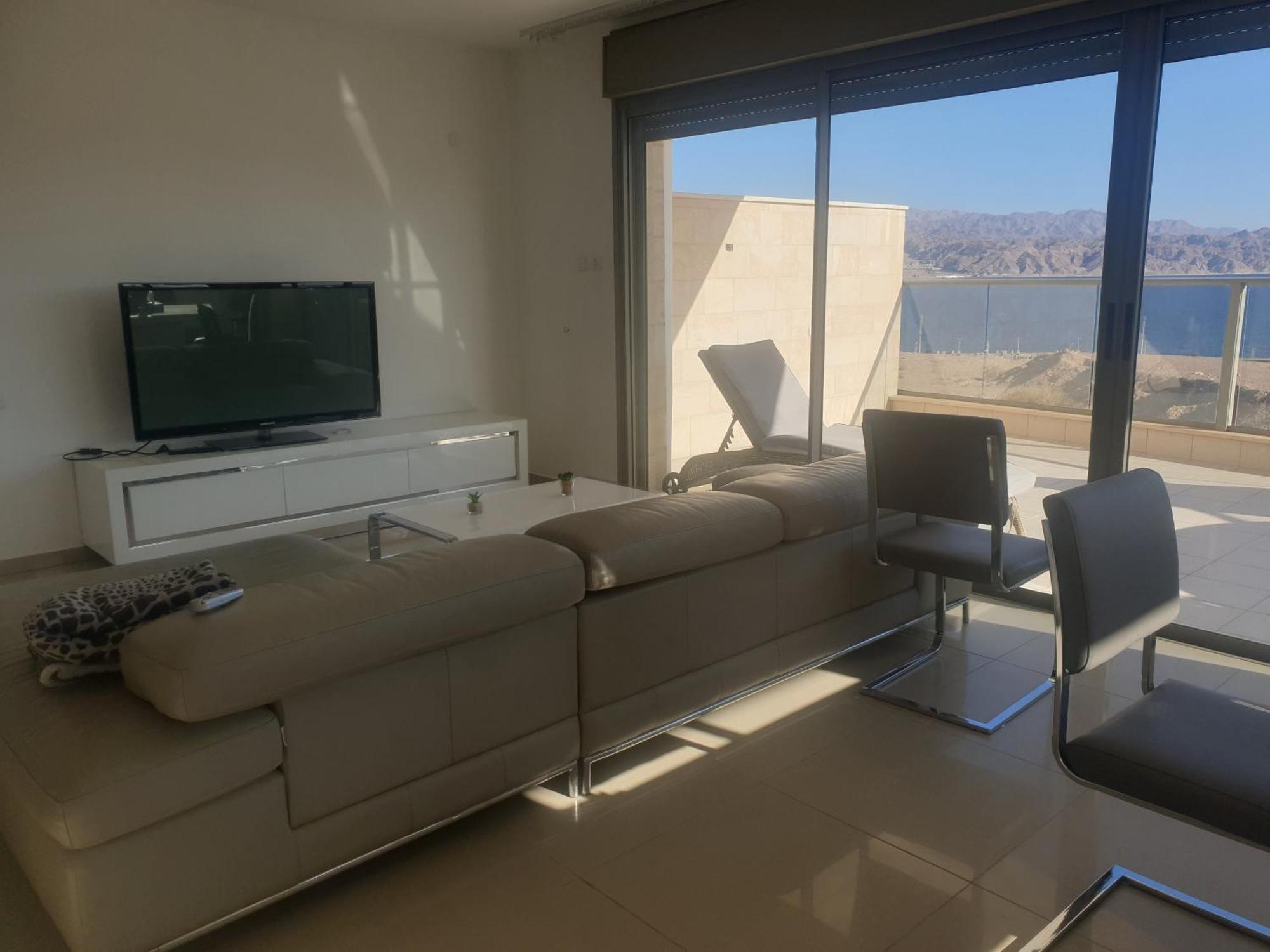 Top-Luxury Exclusive Аpt With Jacuzzi In Front Of The Sea Eilat Ngoại thất bức ảnh