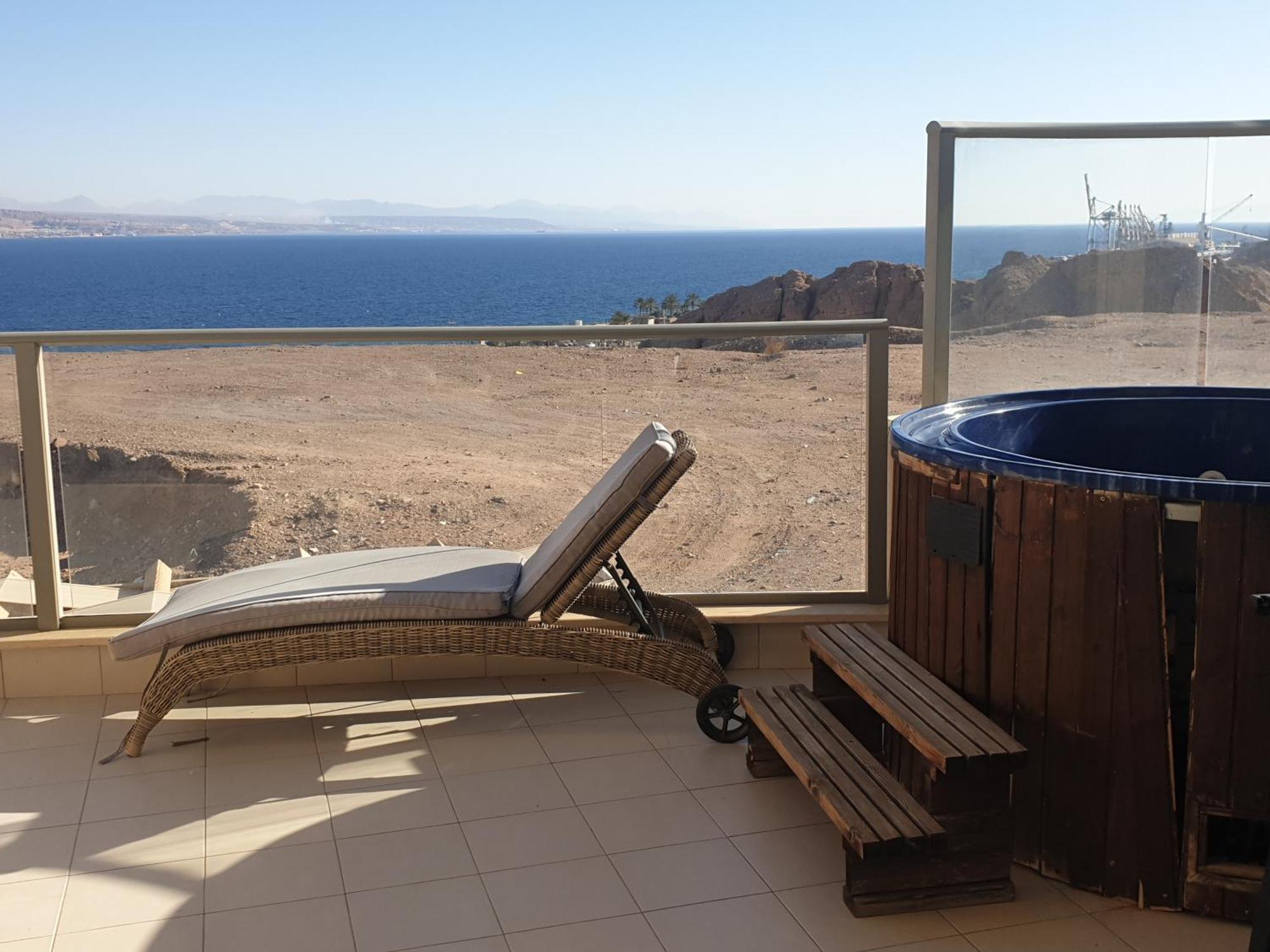 Top-Luxury Exclusive Аpt With Jacuzzi In Front Of The Sea Eilat Ngoại thất bức ảnh